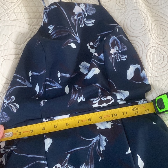 Airlie Isolla Bella Halter Midi Dress - Picture 10 of 11